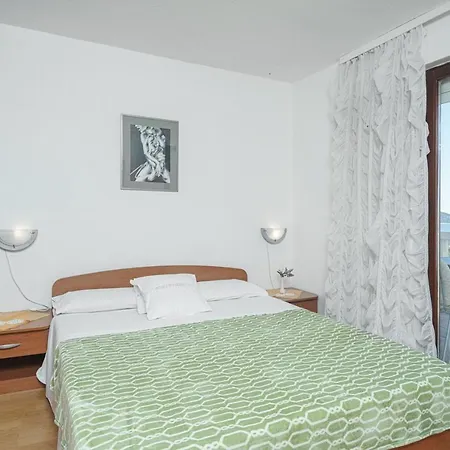 Krizanovic Apartment Vodice